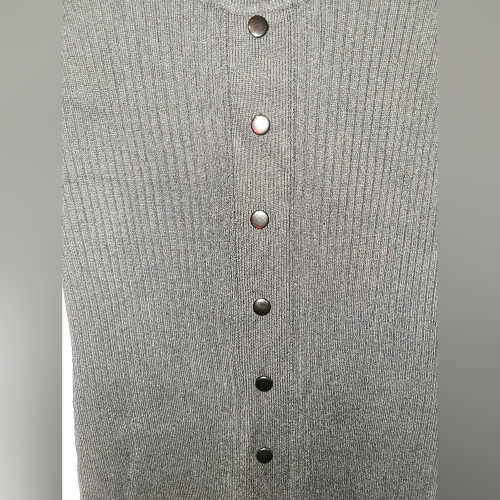 Cold Shoulder Ribbed Dress - Picture 4 of 4